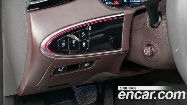2021 Genesis GV70 2.2 Diesel AWD Sold VIN KMTMB81ADMU004080 – photo 14 2021 Genesis GV70 2.2 Diesel AWD Sold VIN KMTMB81ADMU004080 – photo 14
