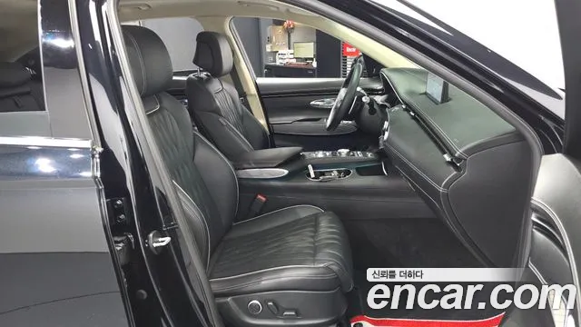 2021 Genesis GV70 3.5T Gasoline AWD Sold VIN KMTMC81CDMU001301 – front exterior 2021 Genesis GV70 3.5T Gasoline AWD Sold VIN KMTMC81CDMU001301 – front exterior