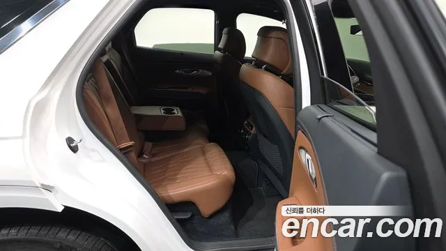 2021 Genesis GV70 3.5T Gasoline AWD Sold VIN KMTMC81CDMU003954 – side profile