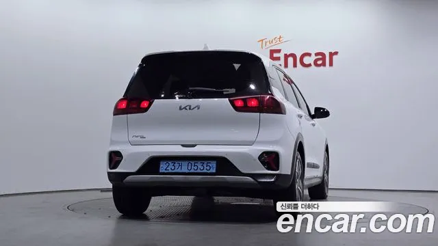 2023 Kia Niro Plus Light (Taxi Trim) Sold VIN KNAA381GFPT000630 – interior seats