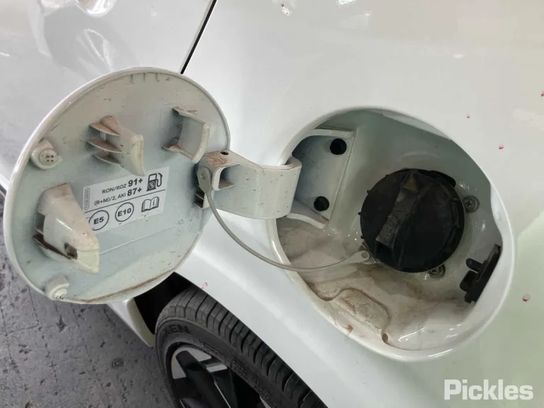 2024 Kia Picanto Damaged VIN KNAB3512MRT233147 – interior seats