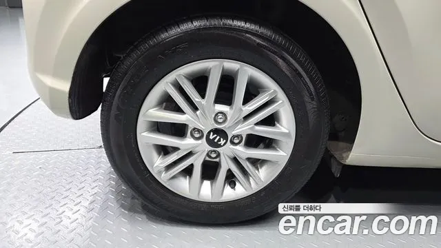 2021 Kia Morning Urban (JA) Prestige Sold VIN KNAB6518BMT741667 – trunk area