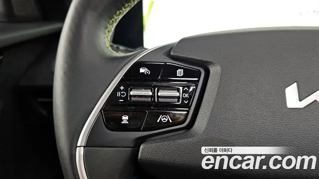 2023 Kia EV6 GT 4WD Sold VIN KNAC181EPPA103863 – photo 27
