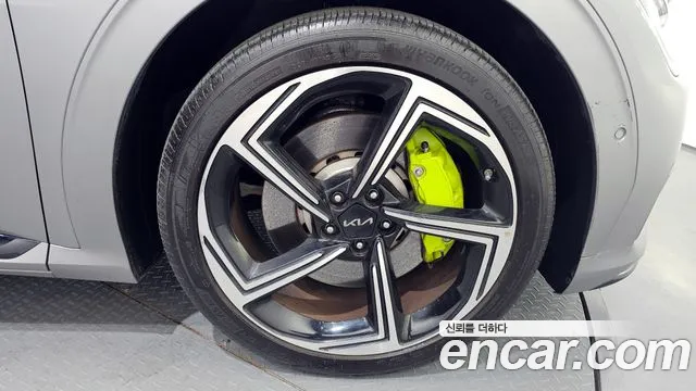 2023 Kia EV6 GT 4WD Sold VIN KNAC181EPPA103863 – photo 29