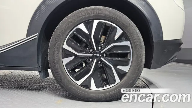 2022 Kia EV6 Long Range Sold VIN KNAC281AFNA046678 – photo 13