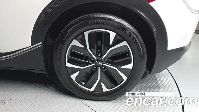 2022 Kia EV6 Long Range Sold VIN KNAC281AFNA049851 – photo 18