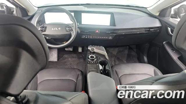 2023 Kia EV6 Long Range Sold VIN KNAC281AFPA105282 – photo 18