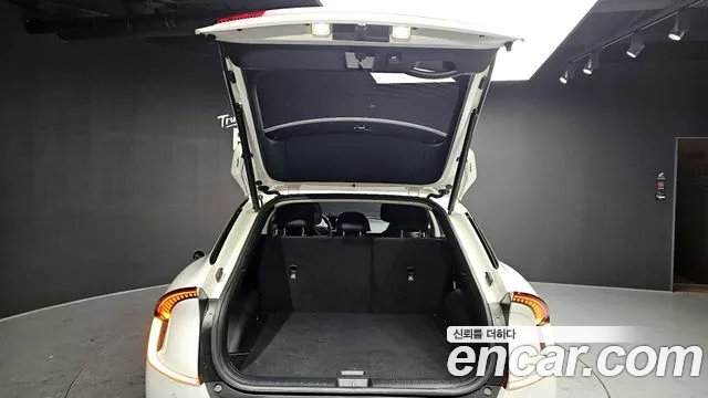 2023 Kia EV6 Long Range Sold VIN KNAC281AFPA605520 – engine bay 2023 Kia EV6 Long Range Sold VIN KNAC281AFPA605520 – engine bay