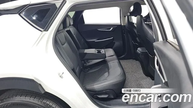 2024 Kia EV6 Long Range Sold VIN KNAC281AFRA217174 – interior seats 2024 Kia EV6 Long Range Sold VIN KNAC281AFRA217174 – interior seats