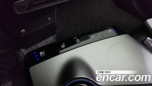 2022 Kia EV6 Long Range Sold VIN KNAC381AFNA006828 – side profile