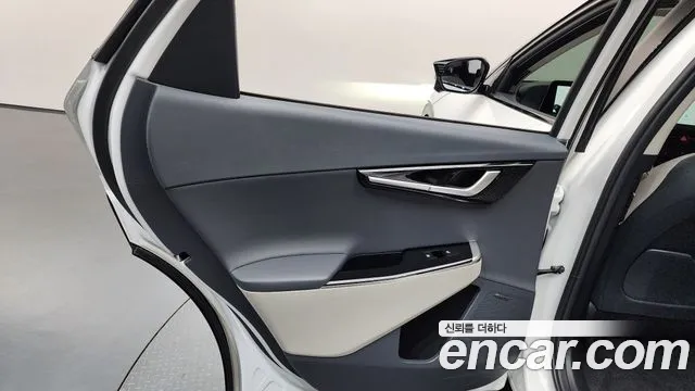 2022 Kia EV6 Long Range Sold VIN KNAC381AFNA051640 – photo 31