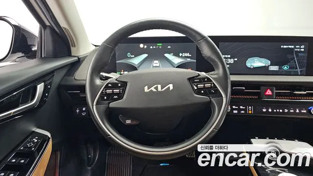2022 Kia EV6 Long Range Sold VIN KNAC381AFNA054446 – interior seats
