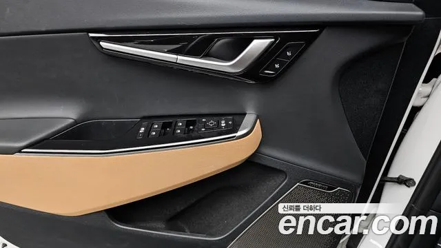 2023 Kia EV6 Long Range Sold VIN KNAC381AFPA107209 – interior seats