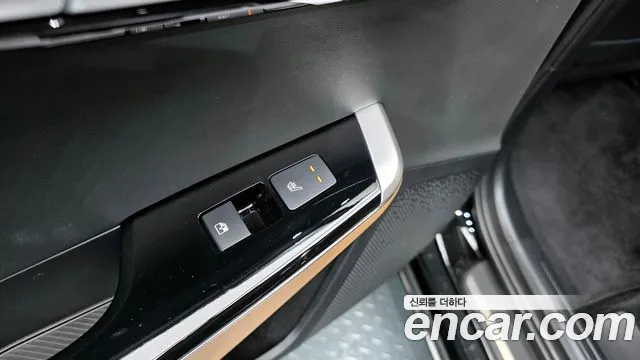 2023 Kia EV6 Long Range Sold VIN KNAC381AFPA136537 – interior seats 2023 Kia EV6 Long Range Sold VIN KNAC381AFPA136537 – interior seats