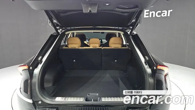 2023 Kia EV6 Long Range Sold VIN KNAC381AFPA136585 – interior seats 2023 Kia EV6 Long Range Sold VIN KNAC381AFPA136585 – interior seats