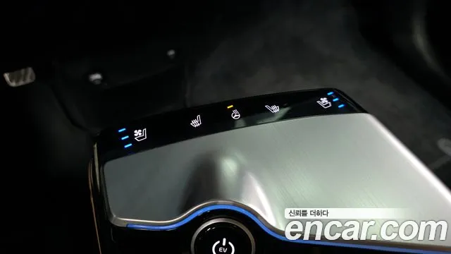 2023 Kia EV6 Long Range Sold VIN KNAC381AFPA136729 – interior seats