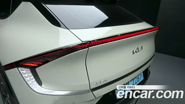 2023 Kia EV6 Long Range Sold VIN KNAC381AFPA143488 – photo 13