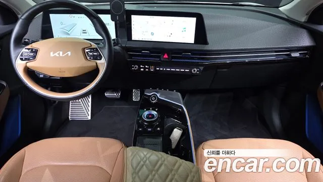 2024 Kia EV6 Long Range Sold VIN KNAC381AFRA191860 – interior seats