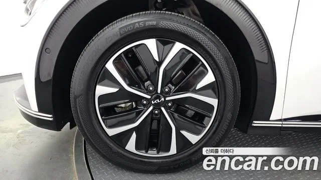 2022 Kia EV6 Long Range 4WD Sold VIN KNAC381CPNA089414 – photo 16