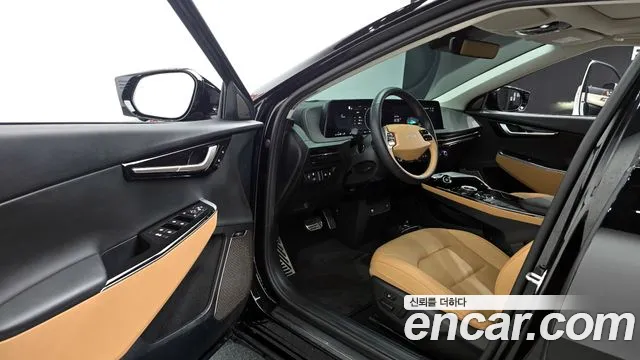 2023 Kia EV6 Long Range 4WD Sold VIN KNAC381CPPA150148 – interior seats