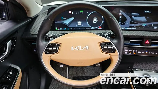 2024 Kia EV6 Long Range 4WD Sold VIN KNAC381CPRA173924 – interior seats