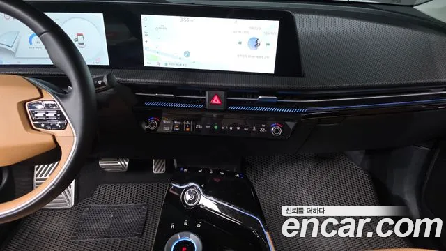 2024 Kia EV6 Long Range 4WD Sold VIN KNAC381CPRA209381 – dashboard
