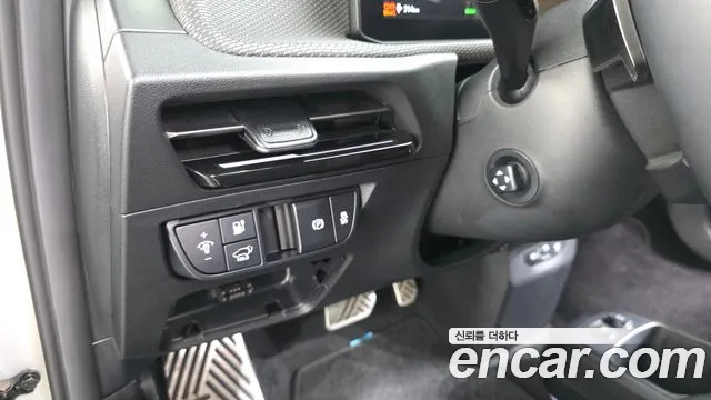 2025 Kia The New EV6 Long Range 4WD Sold VIN KNAC381CPSA225555 – exterior detail 2025 Kia The New EV6 Long Range 4WD Sold VIN KNAC381CPSA225555 – exterior detail
