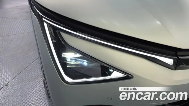 2025 Kia The New EV6 Long Range 4WD Sold VIN KNAC381CPSA225555 – trunk area 2025 Kia The New EV6 Long Range 4WD Sold VIN KNAC381CPSA225555 – trunk area