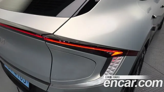2025 Kia The New EV6 Long Range 4WD Sold VIN KNAC381CPSA225555 – photo 13 2025 Kia The New EV6 Long Range 4WD Sold VIN KNAC381CPSA225555 – photo 13