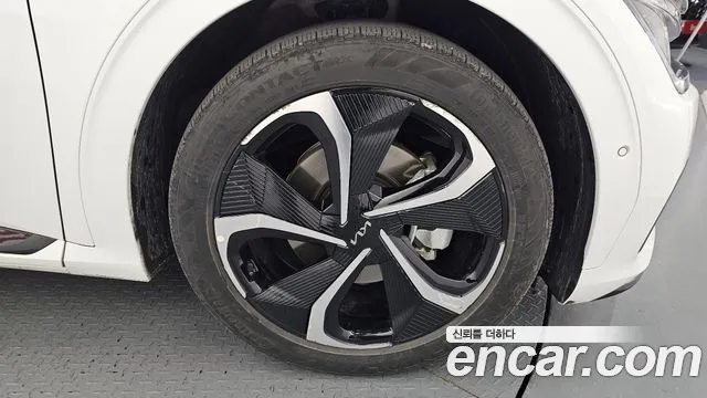 2024 Kia EV6 Long Range VIN KNAC581AFRA215683