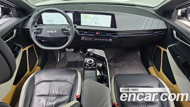 2024 Kia EV6 Long Range Sold VIN KNAC581AFRA215683 – interior seats 2024 Kia EV6 Long Range Sold VIN KNAC581AFRA215683 – interior seats