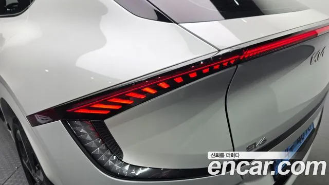 2022 Kia EV6 Long Range 4WD VIN KNAC581CPNA011826