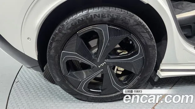 2022 Kia EV6 Long Range 4WD Sold VIN KNAC581CPNA017963 – photo 14 2022 Kia EV6 Long Range 4WD Sold VIN KNAC581CPNA017963 – photo 14