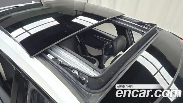 2022 Kia EV6 Long Range 4WD Sold VIN KNAC581CPNA026313 – photo 14