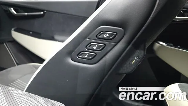 2022 Kia EV6 Long Range 4WD Sold VIN KNAC581CPNA038523 – photo 14 2022 Kia EV6 Long Range 4WD Sold VIN KNAC581CPNA038523 – photo 14