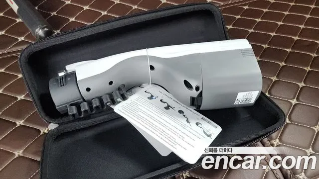 2022 Kia EV6 Long Range 4WD Sold VIN KNAC581CPNA046142 – photo 13