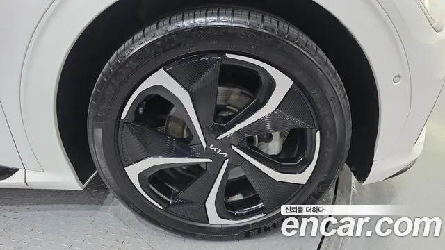 2023 Kia EV6 Long Range 4WD Sold VIN KNAC581CPPA100268 – photo 15