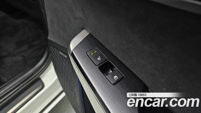 2025 Kia The New EV6 Long Range 4WD Sold VIN KNAC581CPSA225693 – interior seats 2025 Kia The New EV6 Long Range 4WD Sold VIN KNAC581CPSA225693 – interior seats