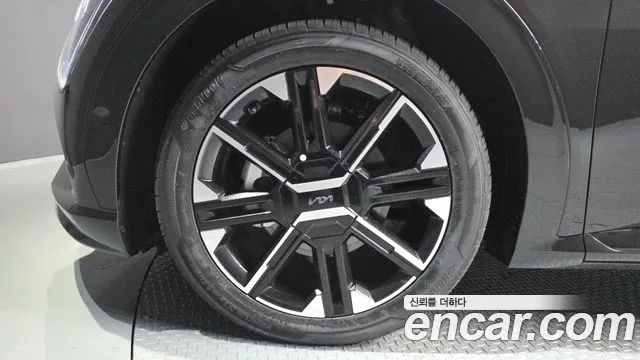 2025 Kia The New EV6 Long Range 4WD Sold VIN KNAC581CPSA226004 – exterior detail