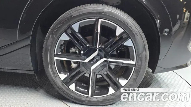 2025 Kia The New EV6 Long Range 4WD Sold VIN KNAC581CPSA226004 – photo 13