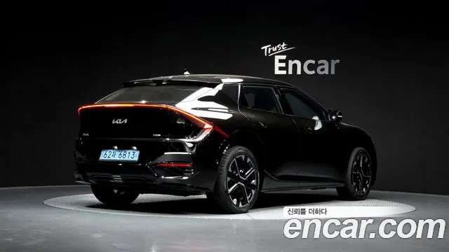 2025 Kia The New EV6 Long Range 4WD Sold VIN KNAC581CPSA226004 – photo 31