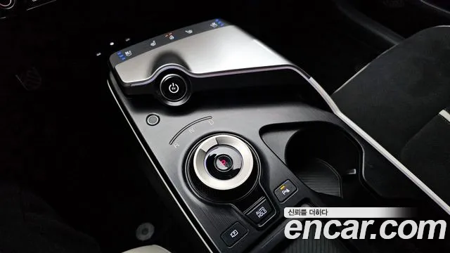 2025 Kia The New EV6 Long Range 4WD Sold VIN KNAC581CPSA226164 – photo 24