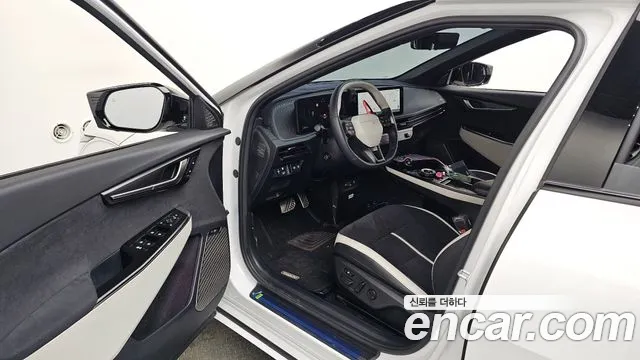 2025 Kia The New EV6 Long Range 4WD Sold VIN KNAC581CPSA624389 – photo 16