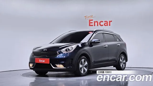 2017 Kia Niro Luxury Sold VIN KNACA81CGHA079158 – photo 18