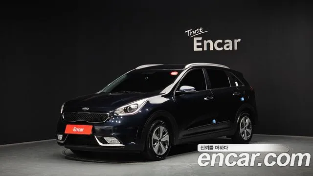 2018 Kia Niro Luxury Sold VIN KNACA81CGJA260953 – trunk area