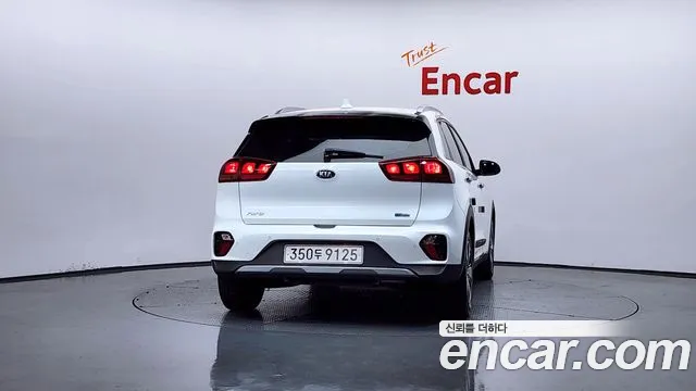 2021 Kia The New Niro 1.6 HEV Sold VIN KNACA81CGMA478108 – photo 18 2021 Kia The New Niro 1.6 HEV Sold VIN KNACA81CGMA478108 – photo 18