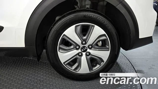2021 Kia The New Niro 1.6 HEV Sold VIN KNACA81CGMA485796 – photo 26 2021 Kia The New Niro 1.6 HEV Sold VIN KNACA81CGMA485796 – photo 26