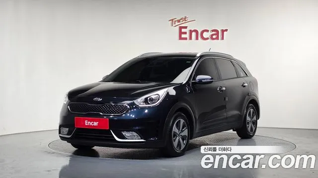 2017 Kia Niro Prestige Sold VIN KNACB81CGHA072190 – rear exterior