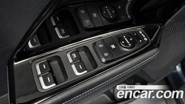 2017 Kia Niro Prestige Sold VIN KNACB81CGHA072190 – interior seats