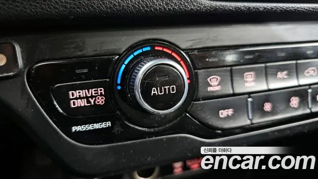2018 Kia Niro Prestige Sold VIN KNACB81CGJA128133 – photo 11
